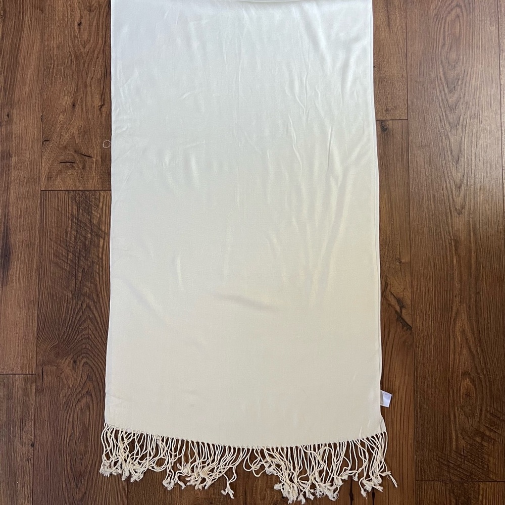 Ivory shawl scarf with Fringe edges  21”x 70”